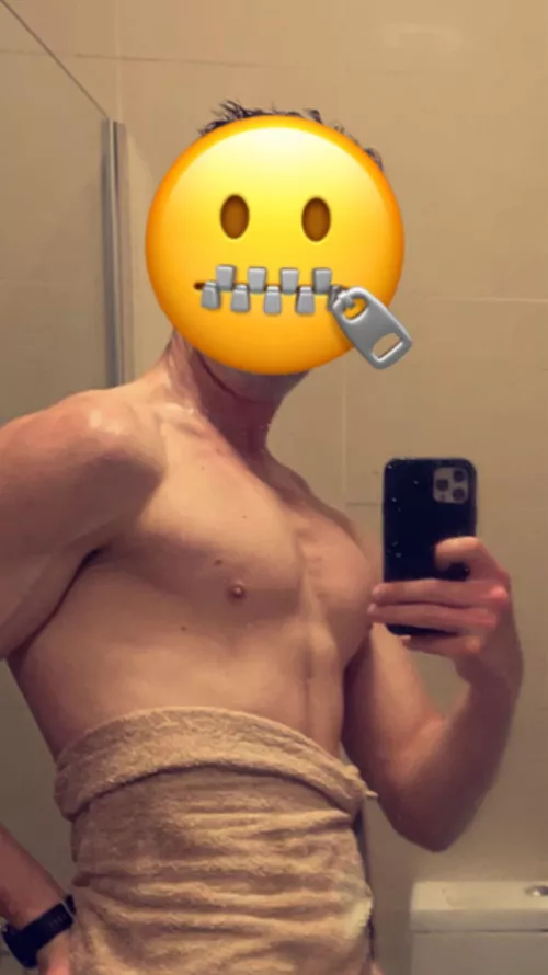 27 m that could use some attention  by Youngnfull24