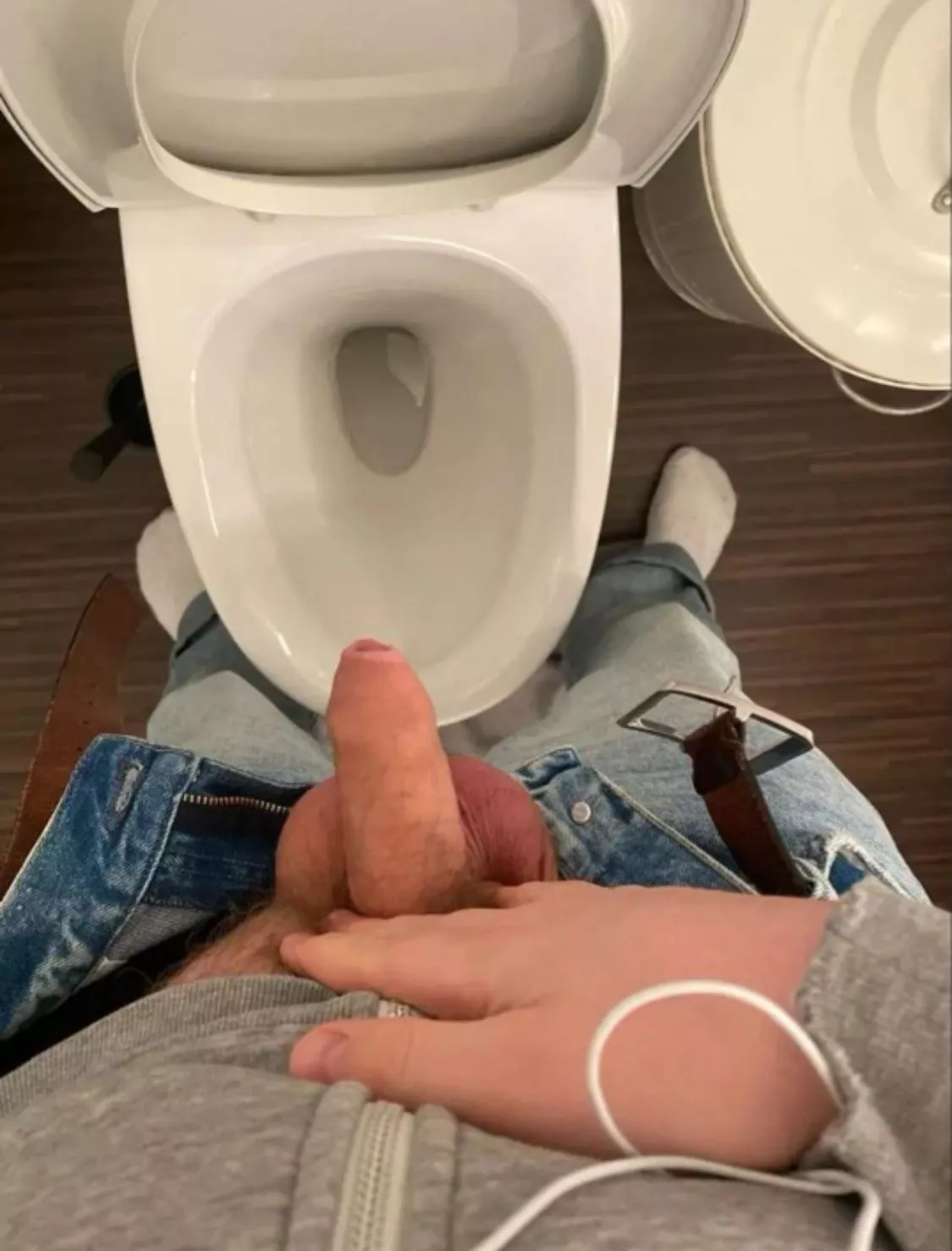 33 Sweden 🇸🇪 delivering uncut dick to Reddit. HMU in DM’s posted by ante90orebro
