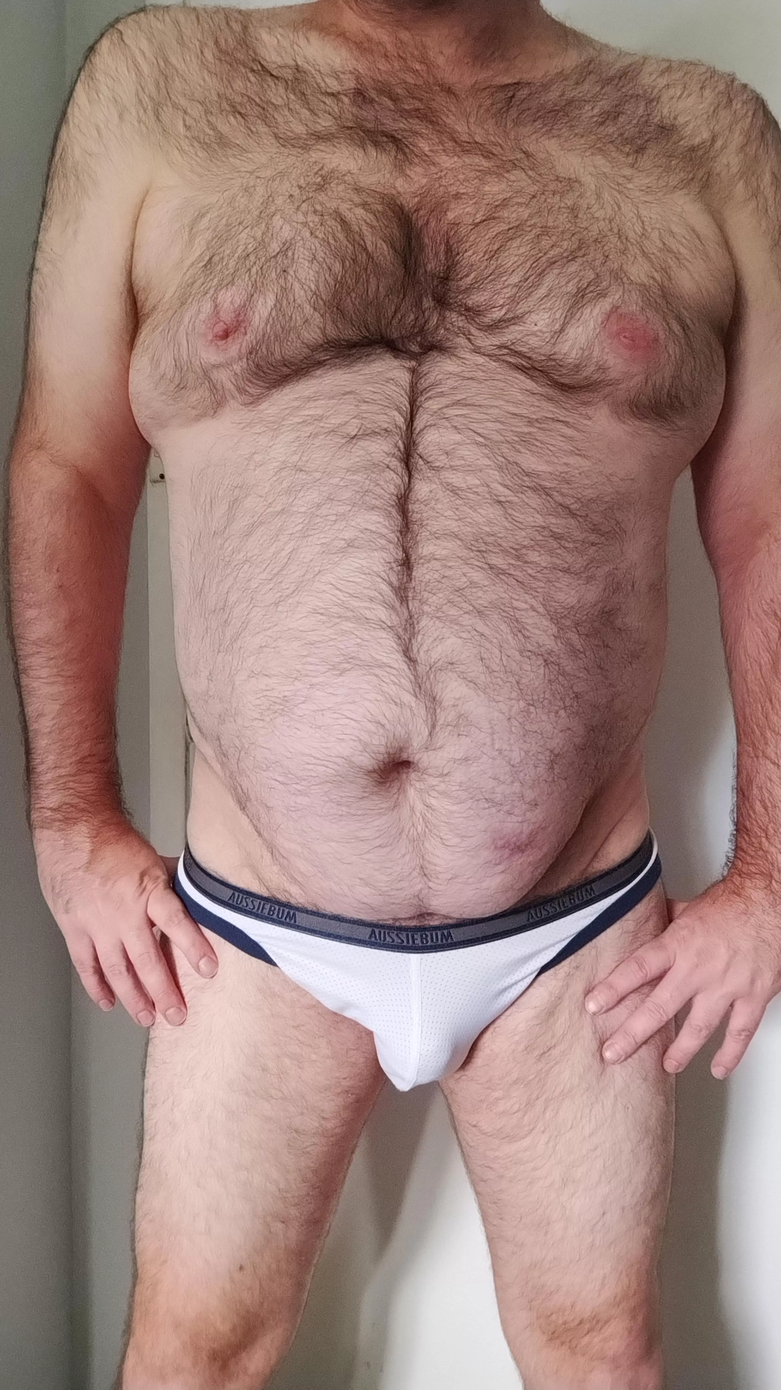 (42) Daddy needs some company. DMs open.  posted by th1rstyb0y