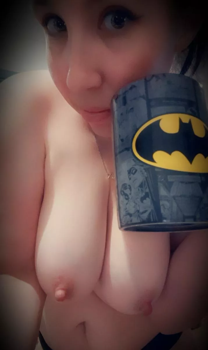 Across the road, church is in session. Yet here's me taking naked photos while drinking my coffee! It is sinful Sunday afterall 😋 posted by Aussiemilf2046