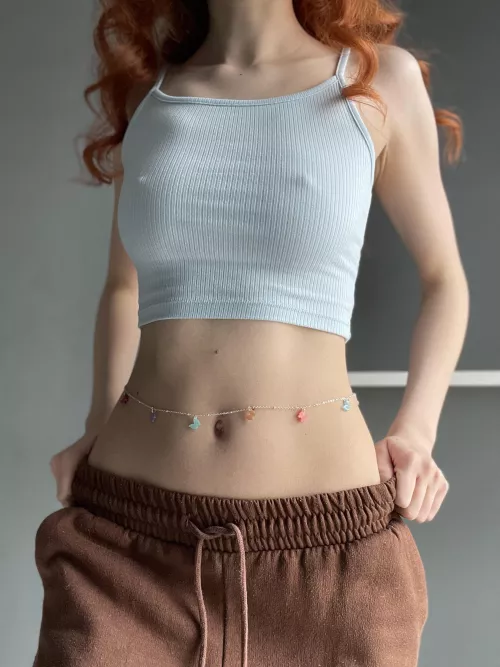 Always gotta show off my sexiest accessories by long-legzzz