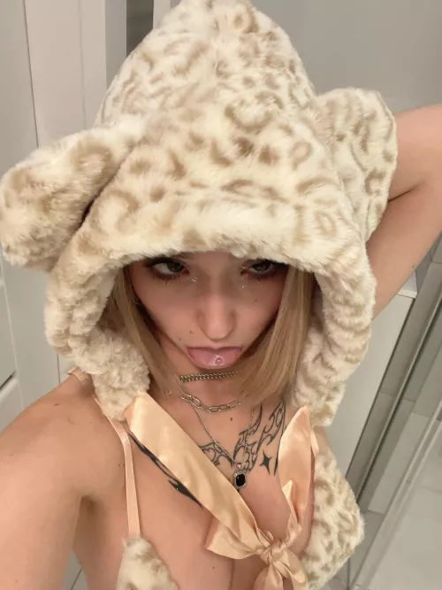 Am I doing it good? by EBAHLITA