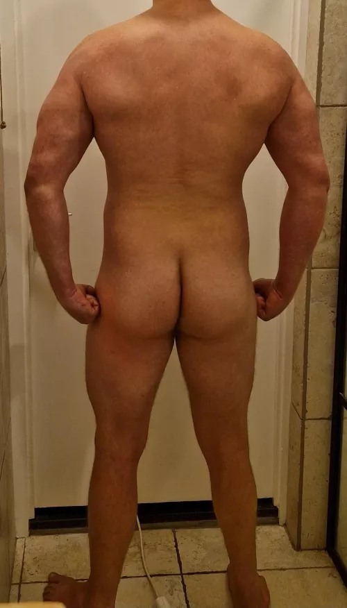 Back view (m) by HighlightFun2981
