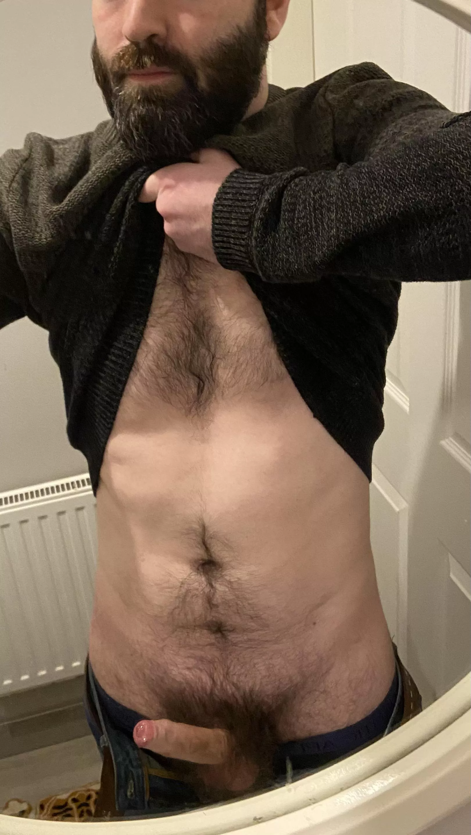 Blue and green should never be seen, except on an Irish buachaill or cailín 🇮🇪 Happy St Patrick’s Day! ☘️ posted by caithamach18