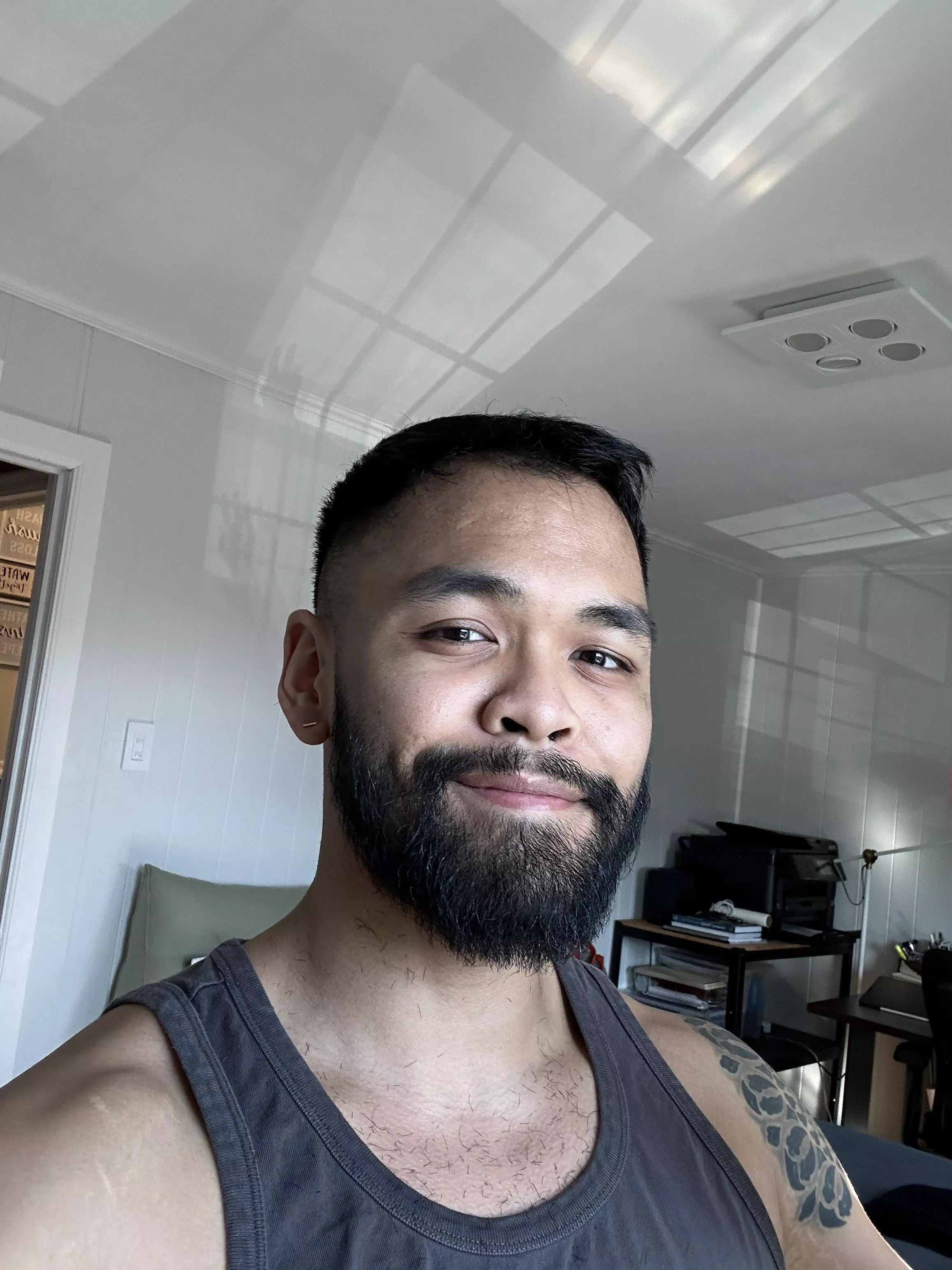 Did a quick trim on my beard before I head out for my birthday tonight posted by jmg489