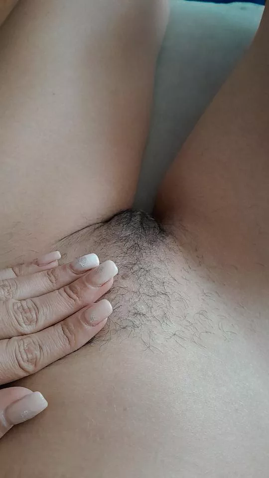 Do u like my pussy?  posted by Badgalolaa