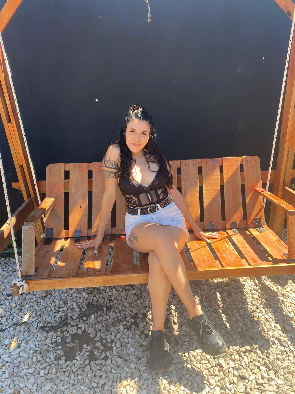 Do you think I look good in black crop tops like this? posted by AffectionateGur7491