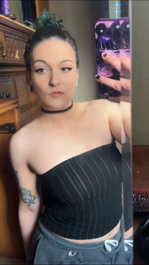 Don't Han Solo, let me turn on your lightsaber by puuppygutz