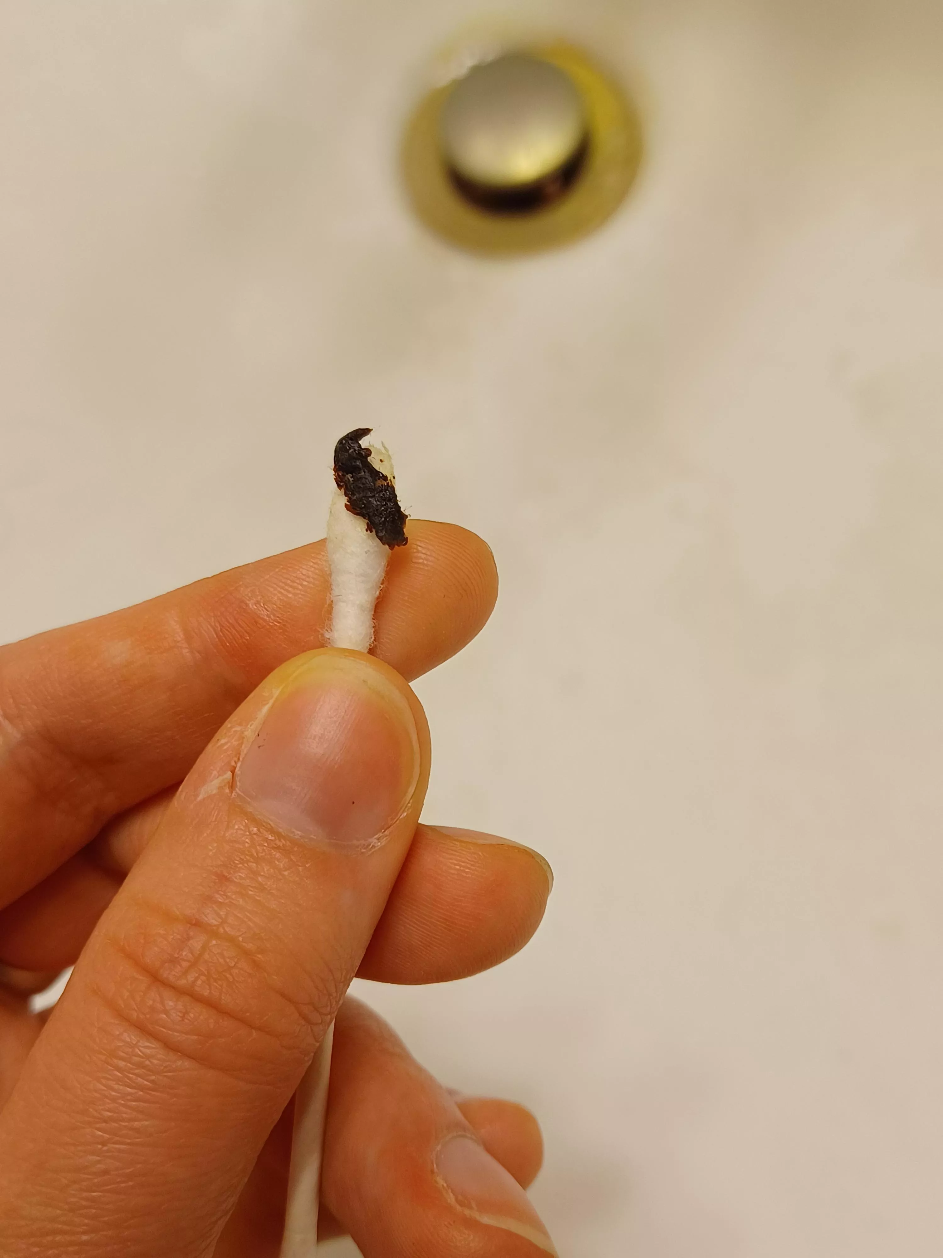 Felt something in my ear, 100% thought it was a bug at first glance posted by Internal_Cloud_3369