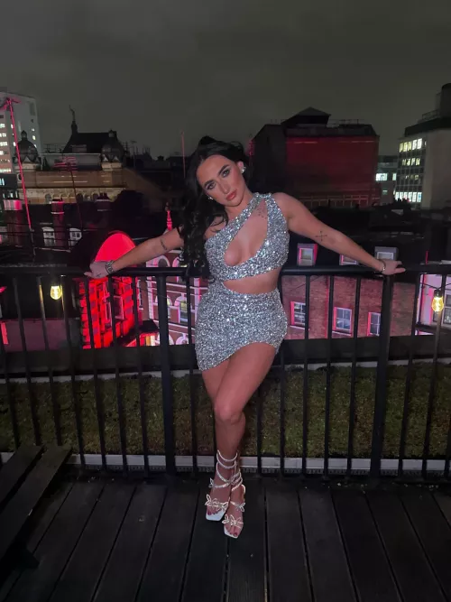 I hope to god my boss doesn’t see this :/ by nicolealewis12