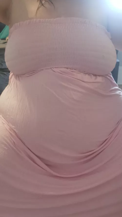 I love how soft and round my belly looks in this dress! How about you?  by ssbbw_kiki_belle