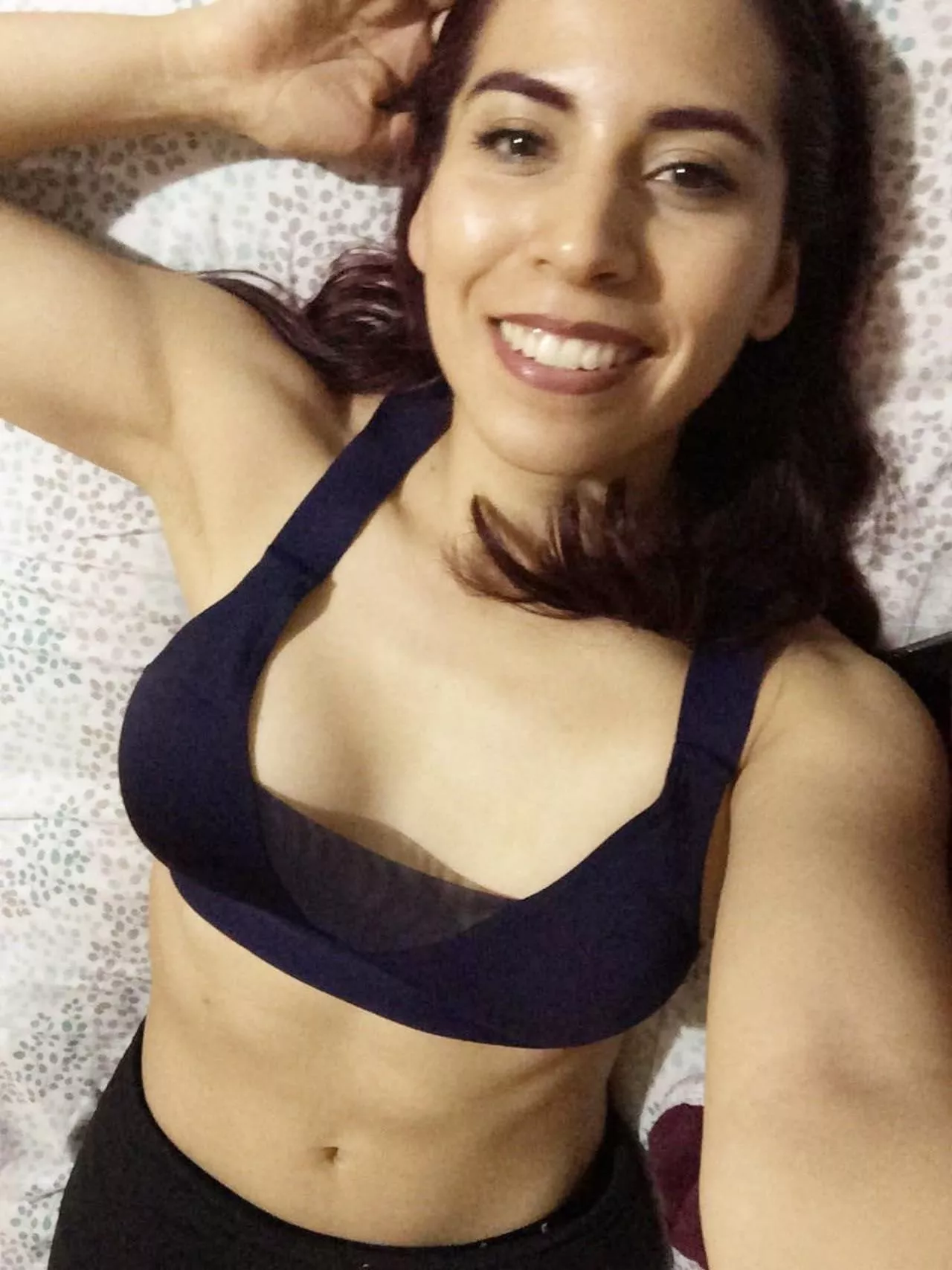 I really like this sport bra posted by SexyEspSante