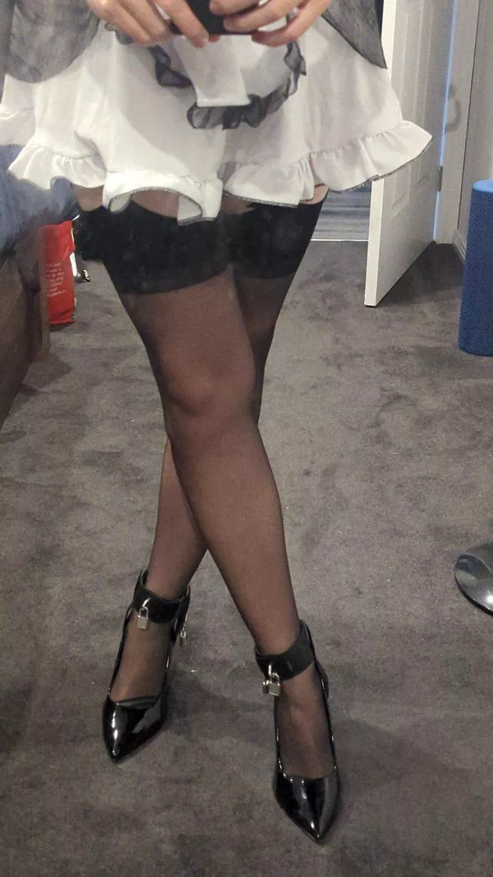 Is the length on my maids uniform correct? posted by Aussiesissyboi