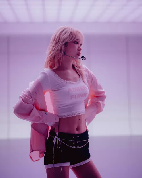 LE SSERAFIM - Chaewon by Chomifap