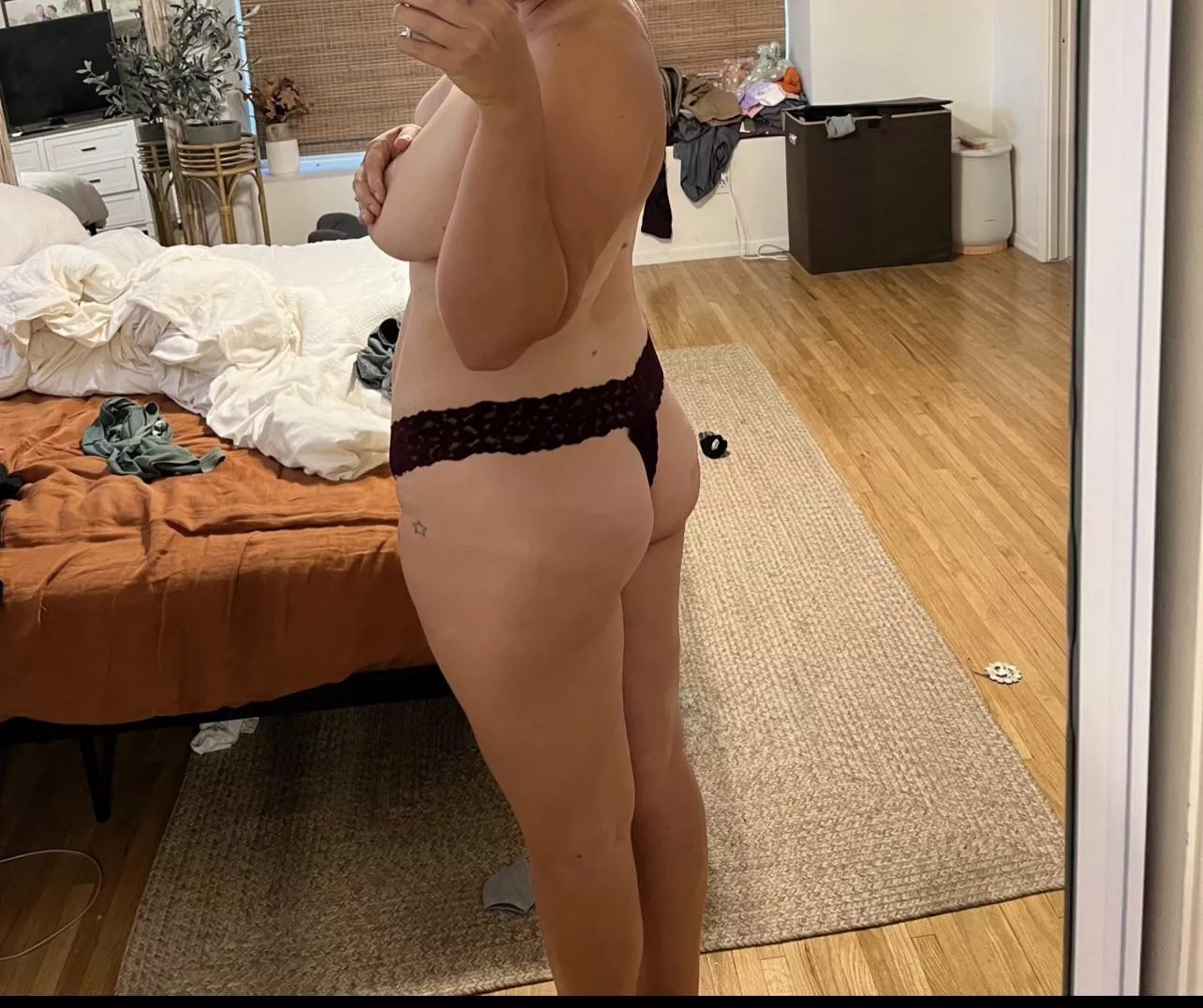 Moms still here posted by kellyham41