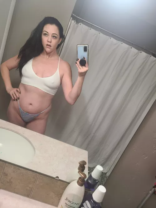 Morning mombod by toyification_girl