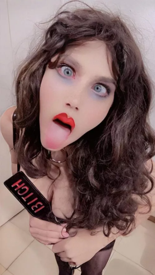 My brain goes off when I see a cock by Sissy-Salope