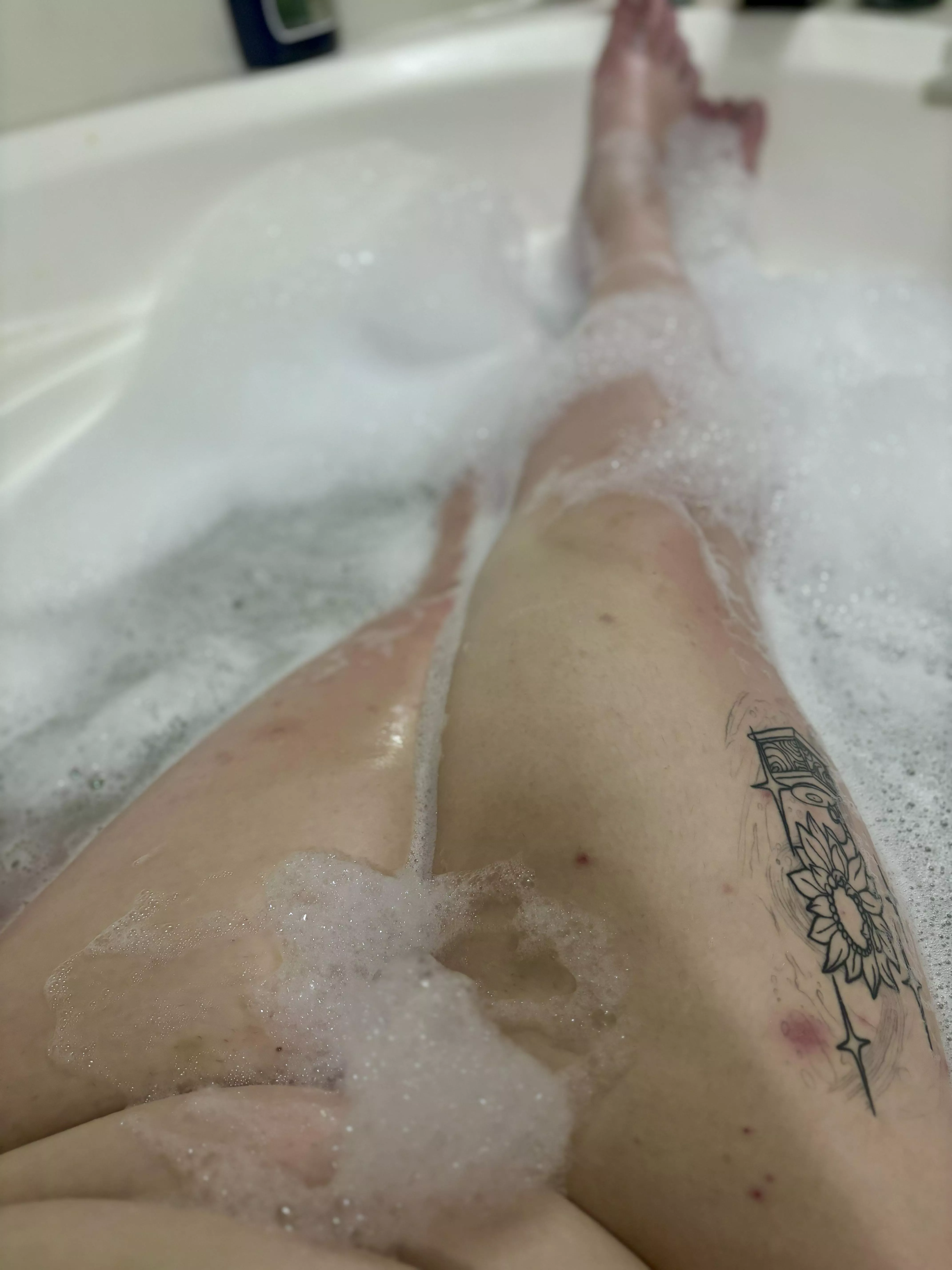 saturday night soak posted by BelleBordeaux3