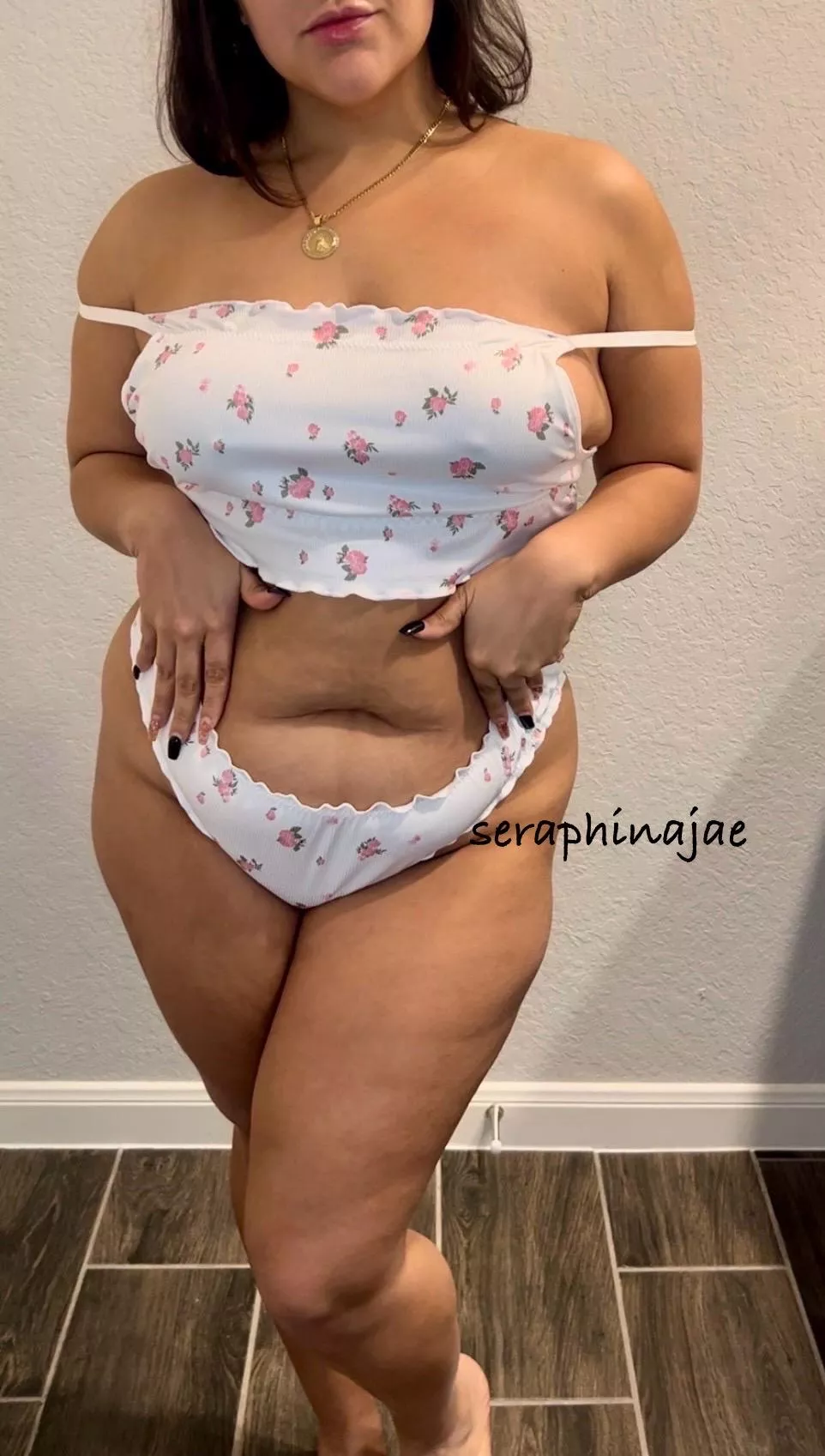 Seraphina (@seraphinajae) [onlyfans] posted by seraphinajae