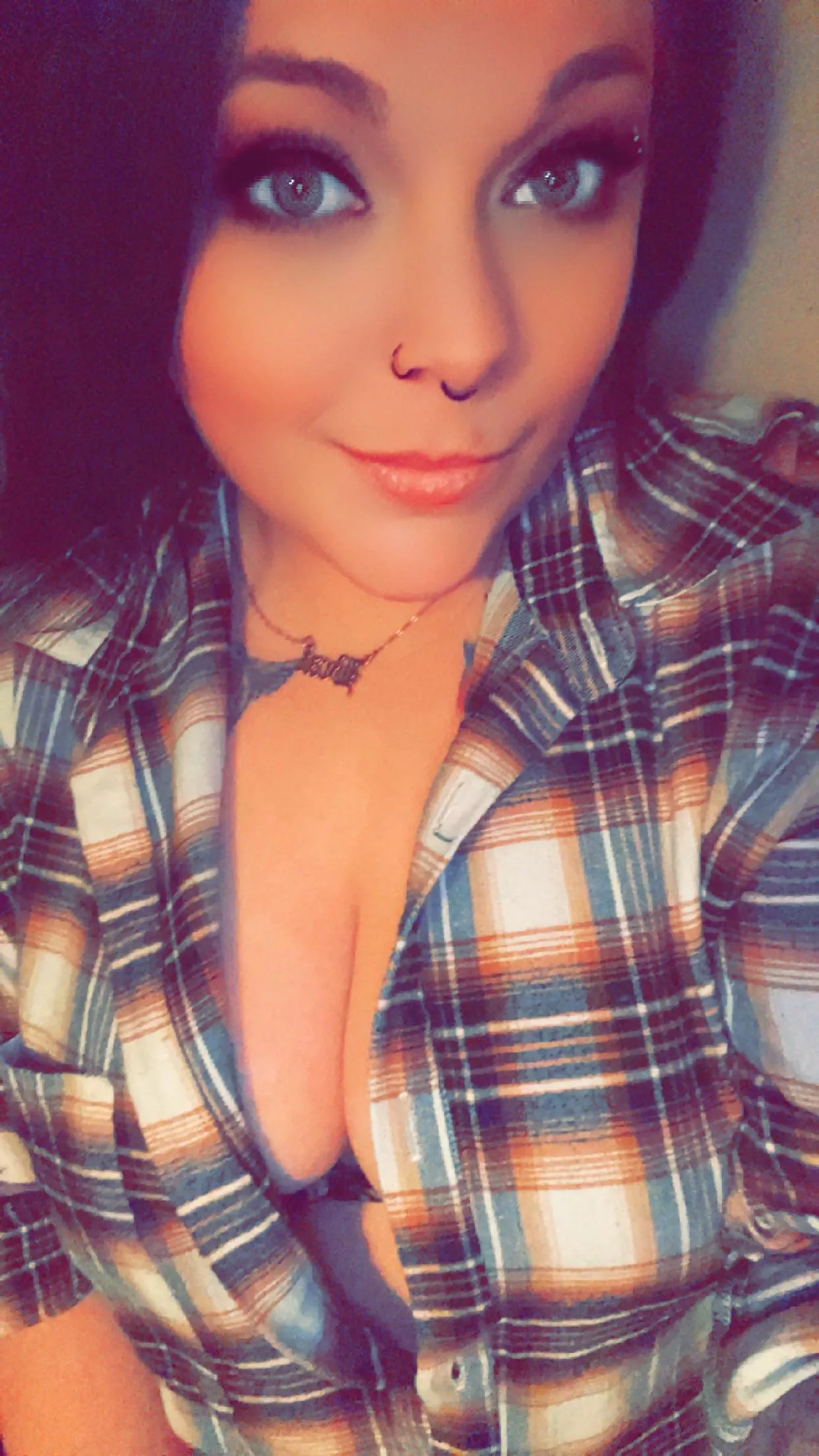 The perfecttt amount of cleavage posted by Chelseacheeks69
