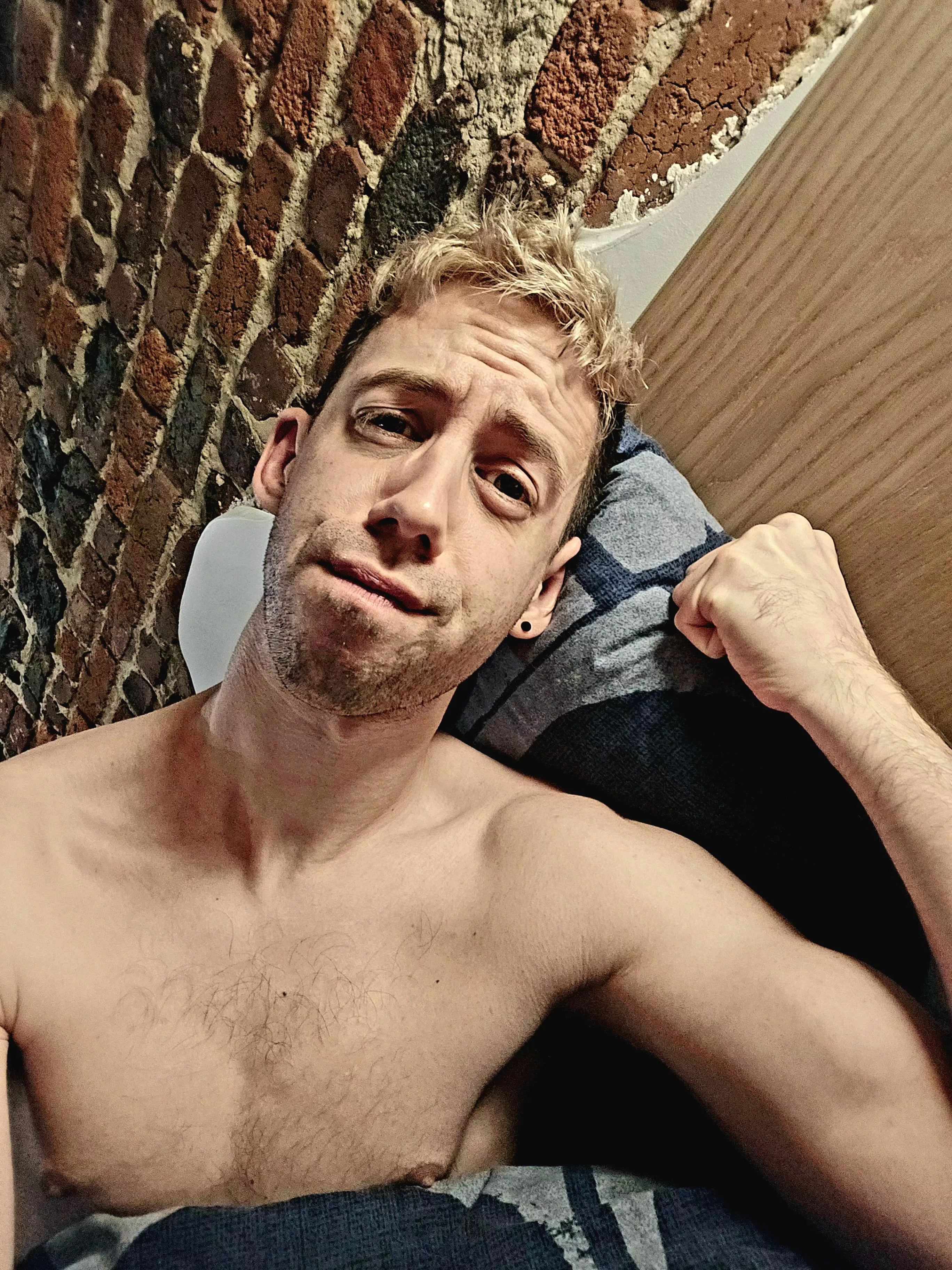 Tired af, goodbye weekend posted by HumanDrawing9357