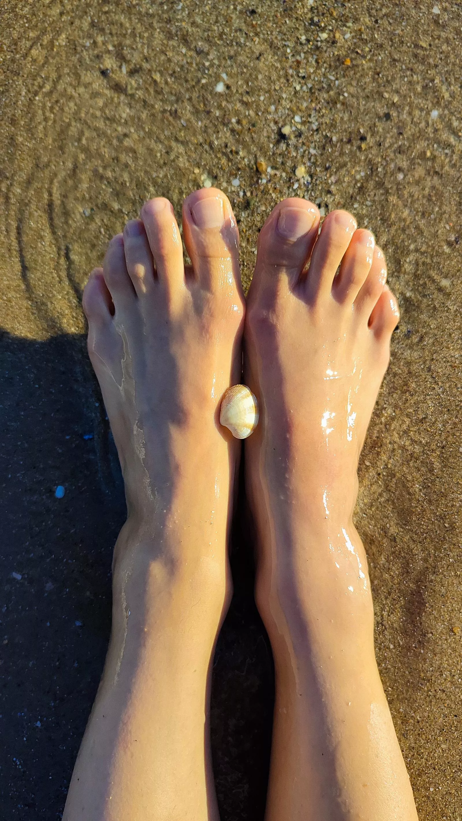 Wet feet posted by FirstAd8883