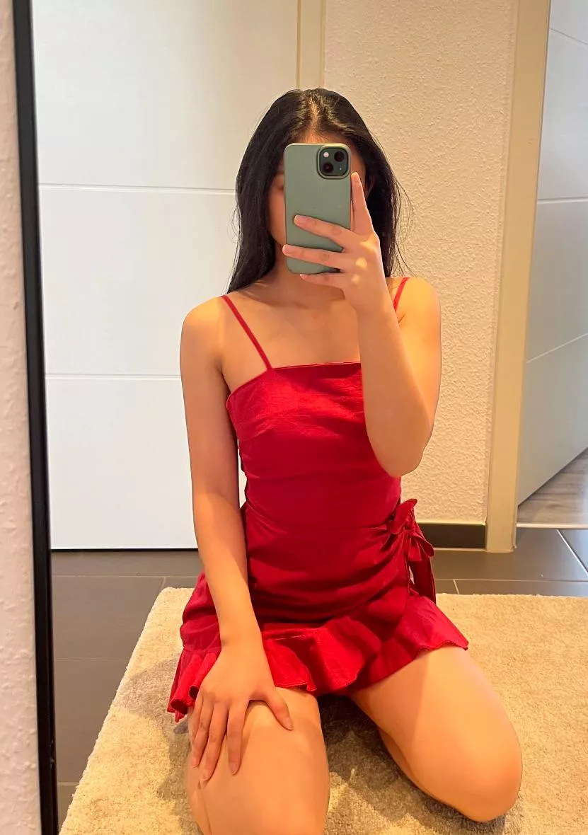 When dinner 🤭 posted by Sad_Bat6485