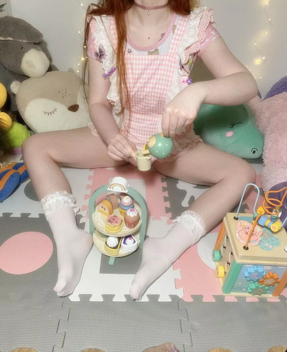 Who wants a Tea? 😍🥰 I love playing Tea-Party 🤭😍 posted by LittleMarie3