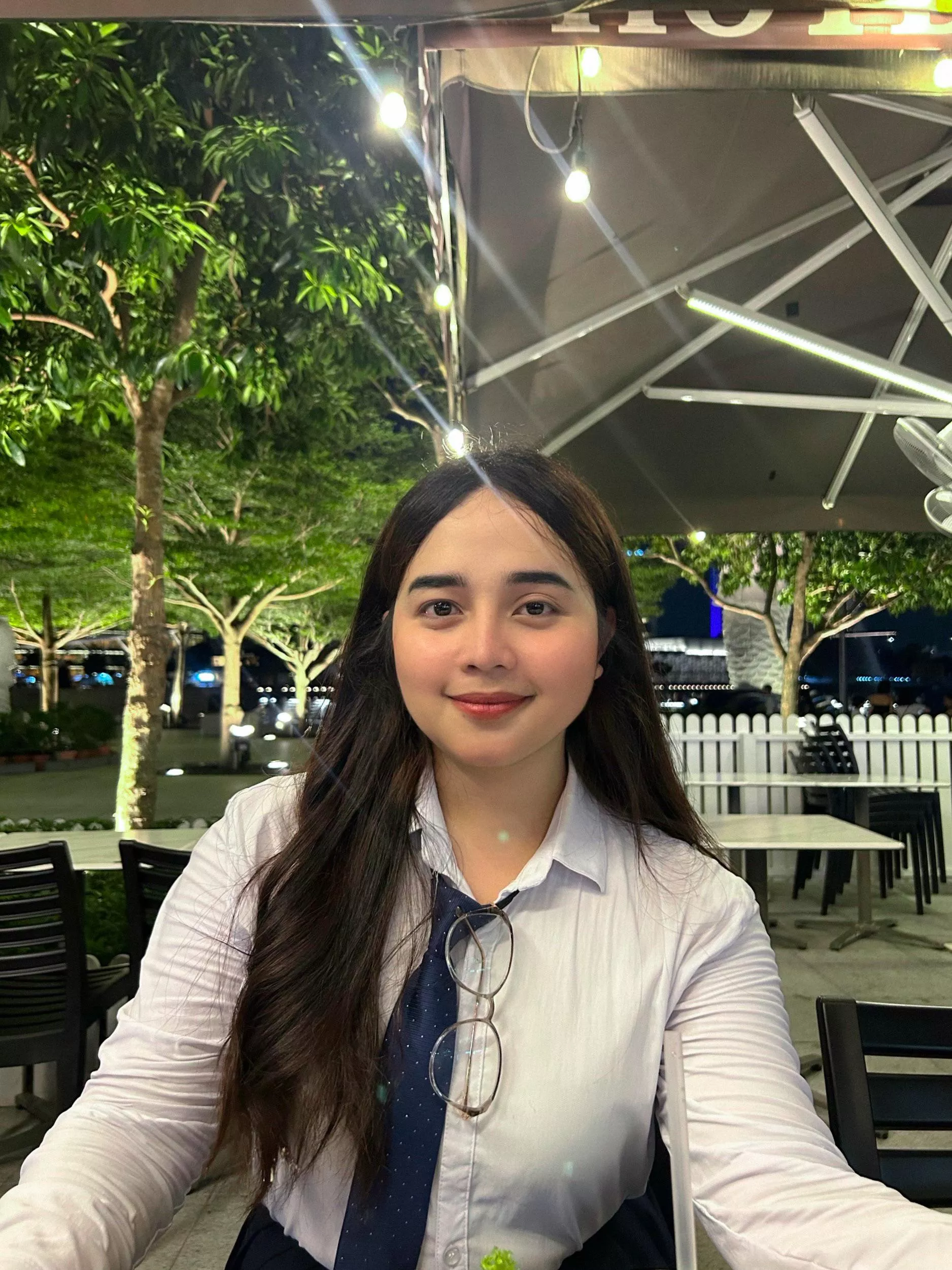 Will you take me out on a date?  By the way this is ur POV :)  posted by Barbielatzzz