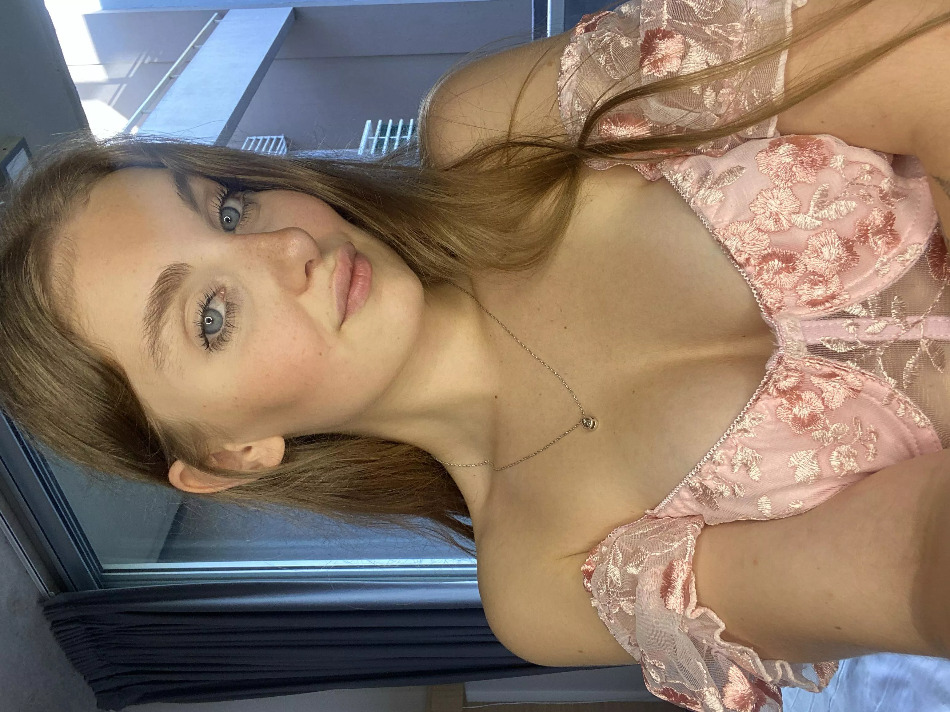  Would you pound my ass from behind?  posted by lissajane27