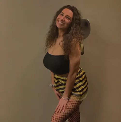 Buzz by latinpapi_23