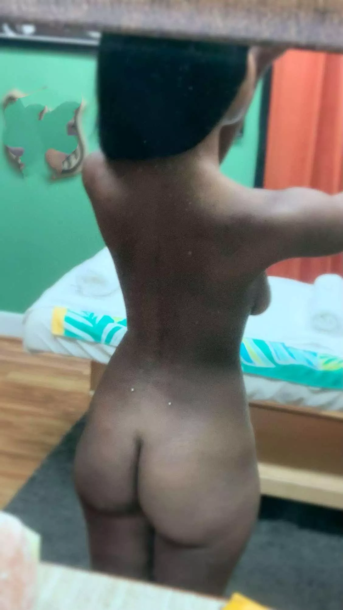 (F) 23 posted by Aissatoudio2226