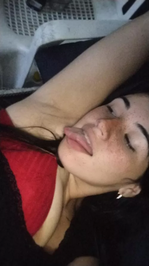 I love licking my armpits sssh by barbyantonela