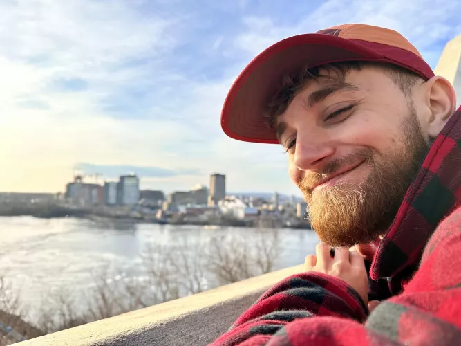 I'm currently looking for someone to play League with ! (24 NA) by torran1