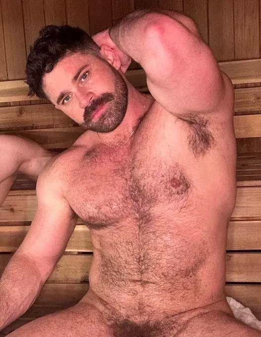 Just posing in the sauna posted by SolidAshford