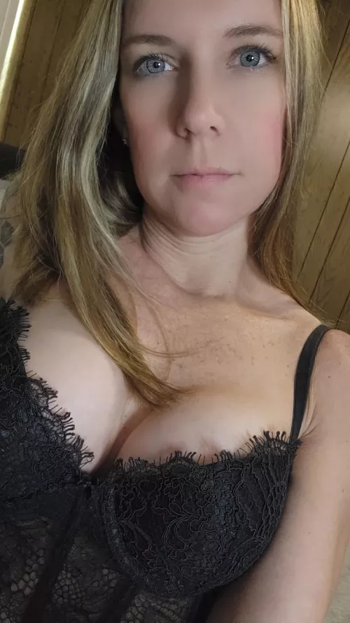 Let's end this night right.... by ppitaplays_