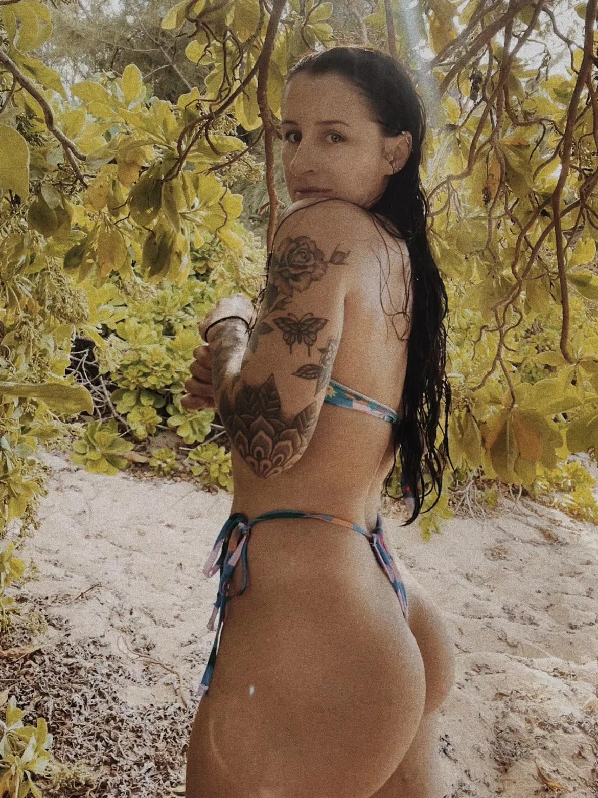 lowkey wanna disappear for a little posted by kinkypotato69