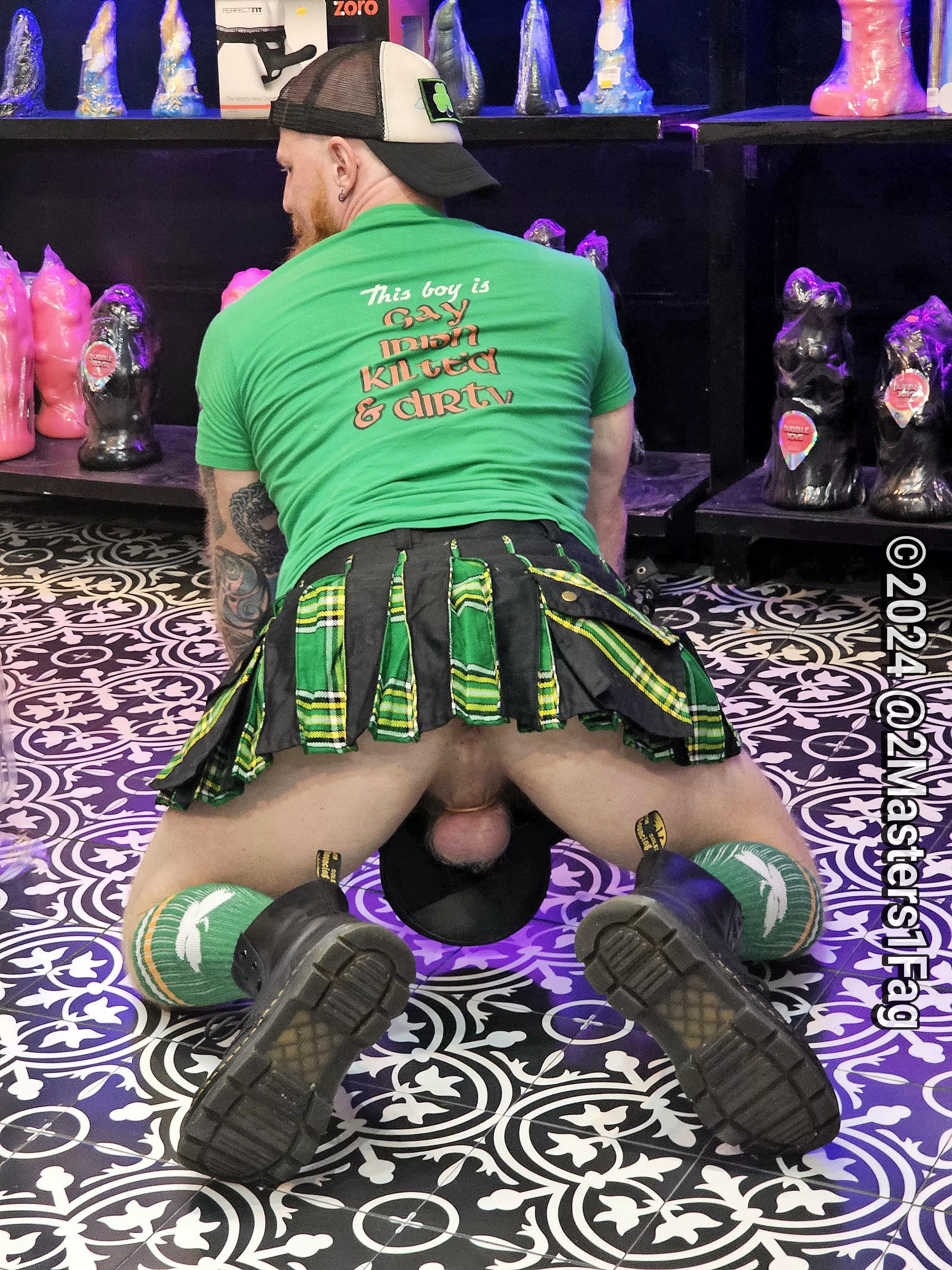 Made the sub get on its knees at a sex shop to see up its kilt.   Good Lil Irish sub! posted by 2Masters1Fag