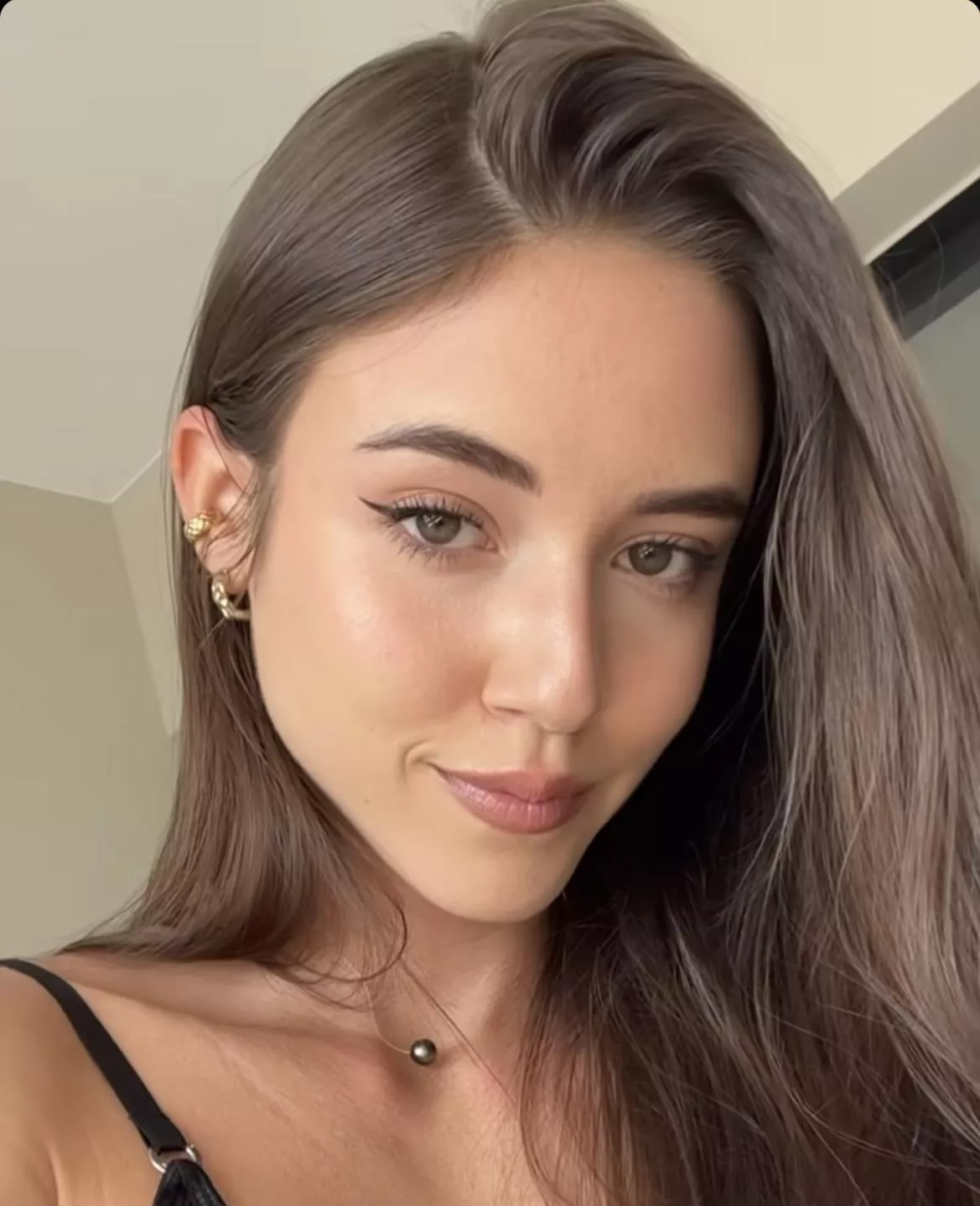 Malissia Sirica posted by Ken789gh