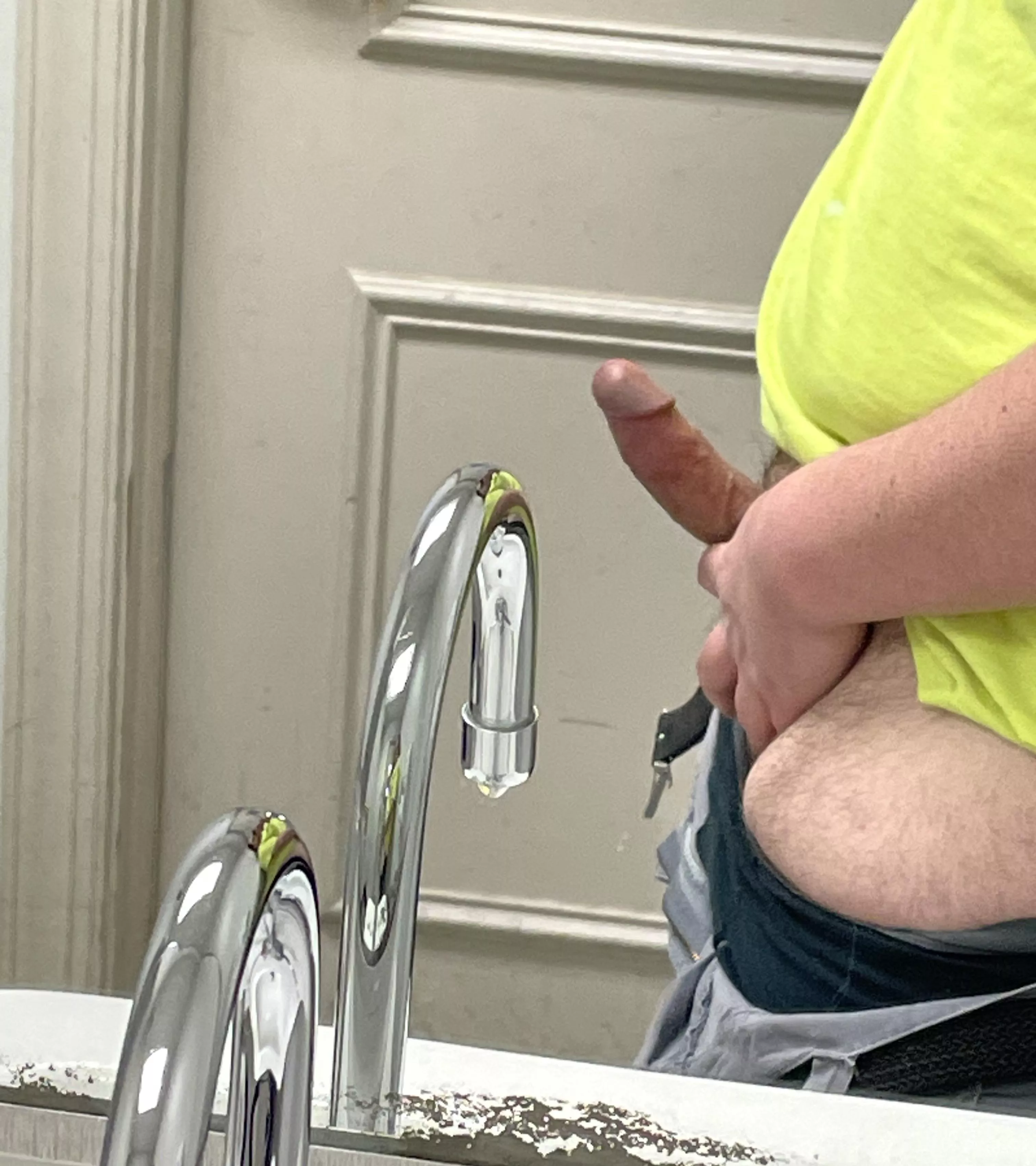 Workin hard or hardly workin? posted by NaughtyInsect