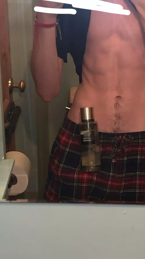 21 looking for jerk bros. Hmu with a body pic. Sc: tvm191 by tvm191