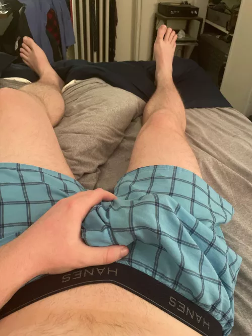 24 average uncut “straight” guy looking to be outsized and jerk with hung bros. Slim++ verbal++ snap: andy_big24 by lengthy_18