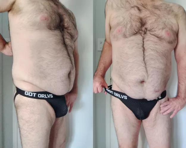 42 Daddy needs a sexy boy. DMs open.  by th1rstyb0y