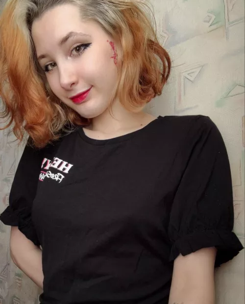 A woman is happiest when she's without bra🥰 by Bilonnna