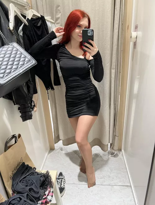 Black dress 🖤 by ichigo_emaa