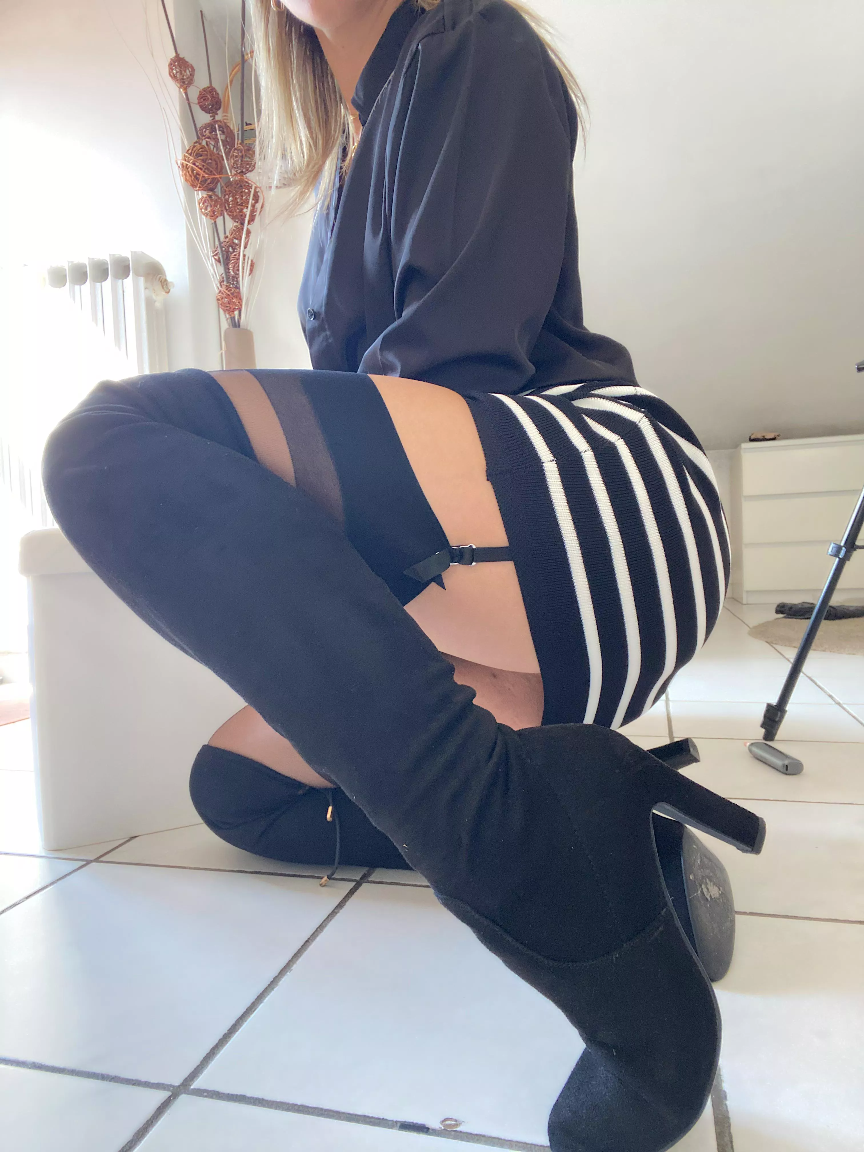 Boots and stockings  posted by NatyBond_OF