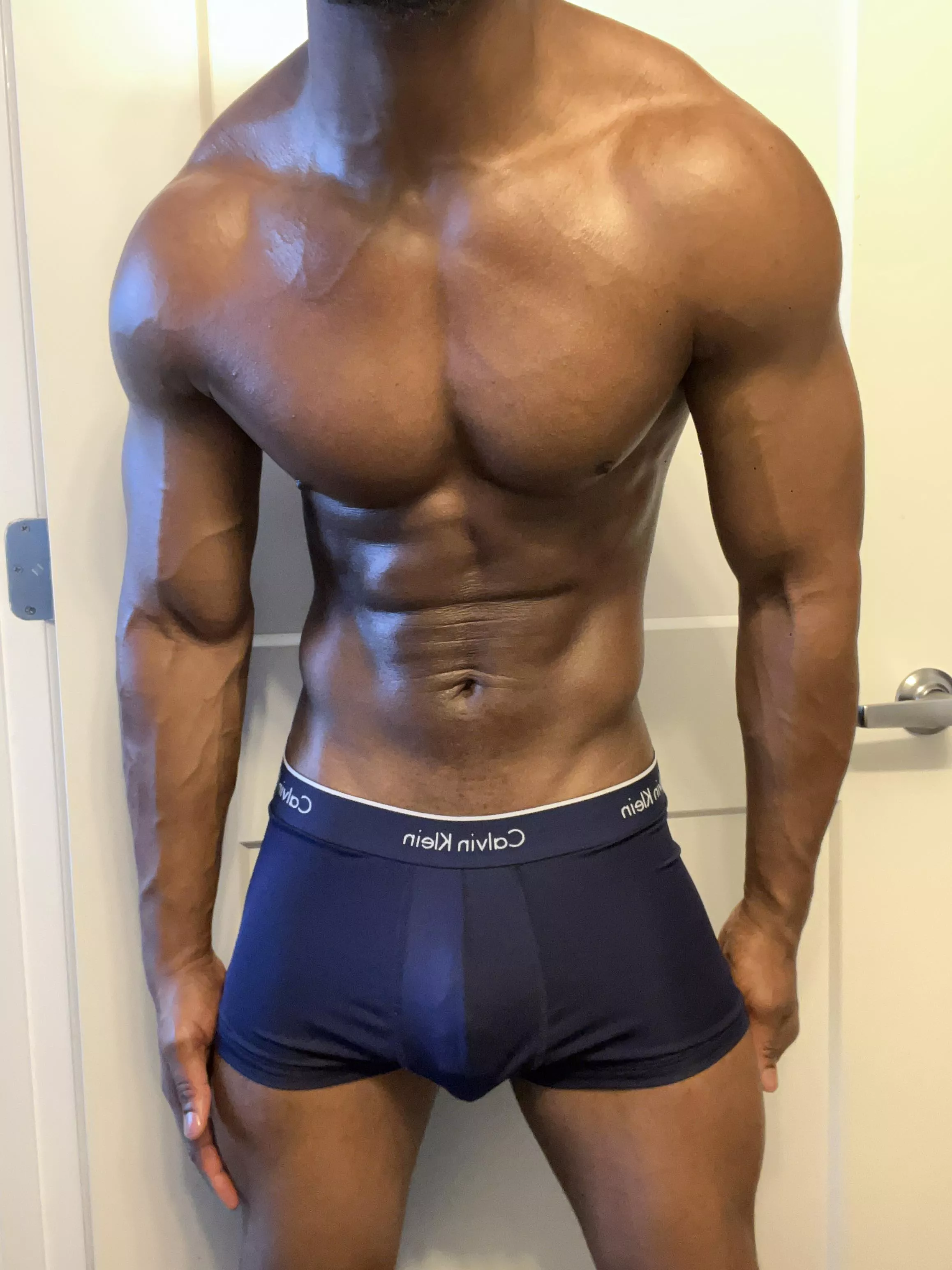 Come take them off of me  posted by Lerenz0118