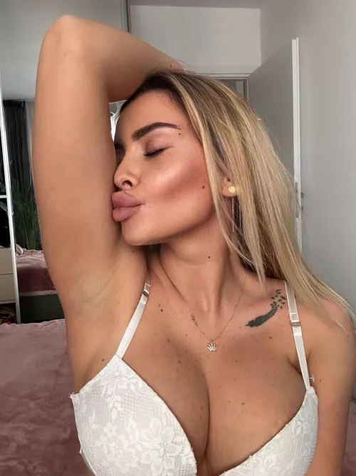 Devour it entirely... by ricalake