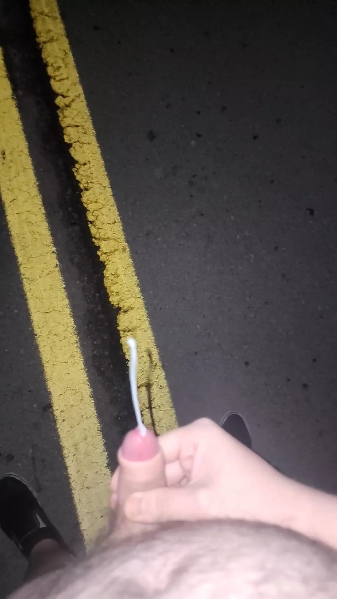 Dm for vid posted by throwaway0113480085