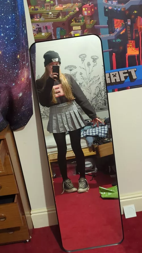 Eeeeeeeeeeeeeeee by Jaydenn_uwu